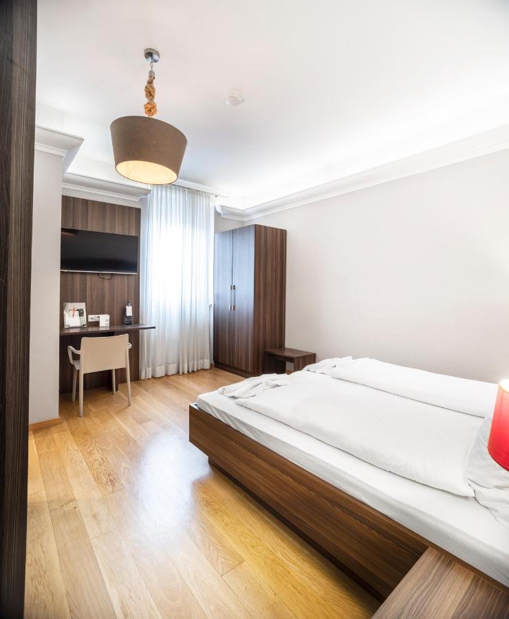 City-world Aparthotel *